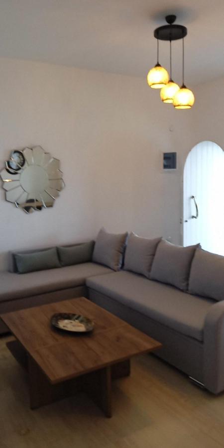 Apartamento Beautiful House In Front Of The Sea Gazi Exterior foto